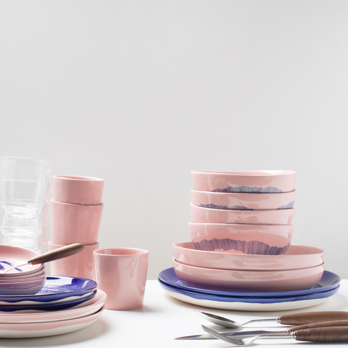 Serax Feast Collectie By Ottolenghi Delicious Pink Theekopje 33 cl l8,5 x b8,5 x h10,5 cm
